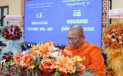 សា​លា​មធ្យម​សិក្សា​បា​លី​ - ខ្មែរ​ ខេត្ត​វិញ​ឡុង​ ប្រារព្ធ​ពិ​ធី​បើក​បវេសនកាល​ឆ្នាំ​សិក្សា​ថ្មី​ ២០២៦ - ២០២៧ យ៉ាង​អធិក​អធម​