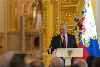 Nga - Ukraine tạm ngừng bắn trong 3 ngày