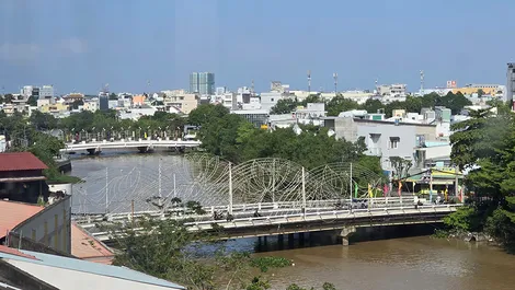 Cầu Đôi cũ và Cầu Đôi mới