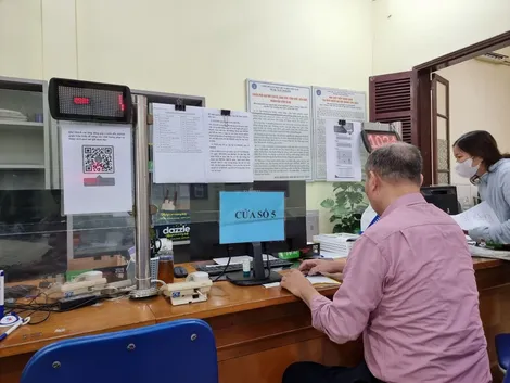Thủ tục nhận trợ cấp hằng tháng cho lao động chưa đủ điều kiện hưởng lương hưu