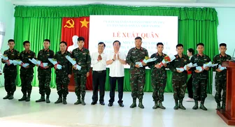 Ra quân hỗ trợ xóa nhà tạm, nhà dột nát tại cã Thới An Hội Ra quân hỗ trợ xóa nhà tạm, nhà dột nát tại cã Thới An Hội
