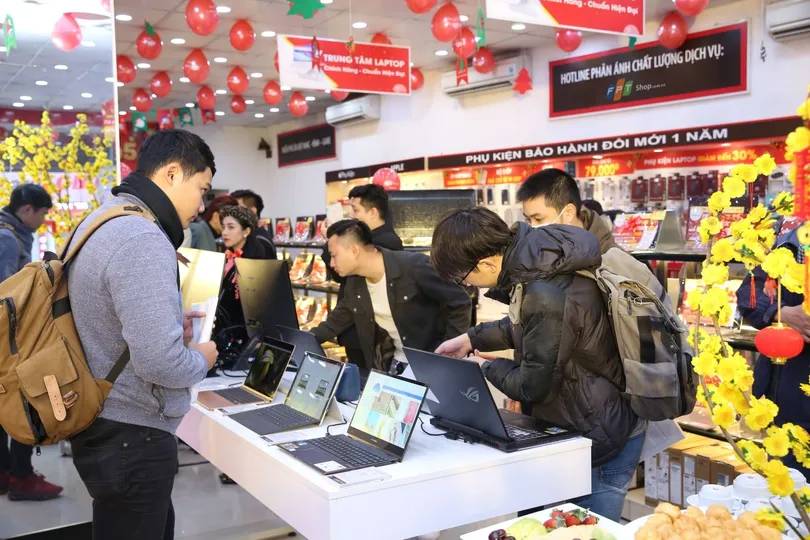 Laptop AI cho người đi làm 2026: Khi trợ lý ảo gánh giúp bạn phần lớn việc bàn giấy