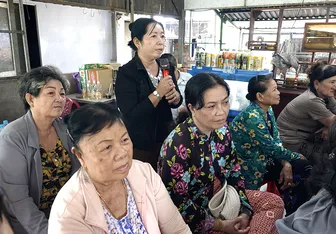 Lắng nghe ý kiến, quan tâm giải quyết nguyện vọng chính đáng của nhân dân