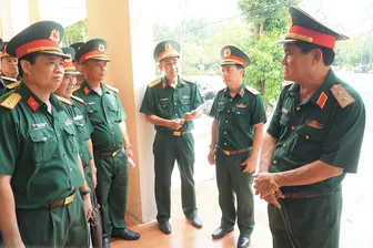 Tư lệnh Quân khu 9 khảo sát địa điểm dự kiến bố trí phân hiệu thuộc Trường Thiếu sinh quân Miền Nam tại TP Cần Thơ