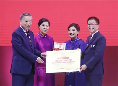 Gìn giữ mạch nguồn dân tộc<br>Bài 3: “Hạ tầng mềm” của ngoại giao văn hóa