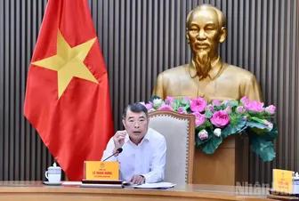 Hoàn thiện khuôn khổ pháp lý trong lĩnh vực thuốc, trang thiết bị y tế, vệ sinh an toàn thực phẩm