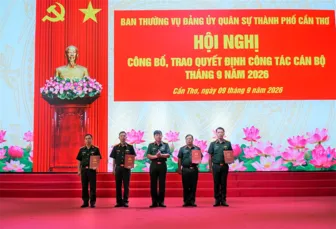 Ban Thường vụ Đảng ủy Quân sự TP Cần Thơ công bố, trao quyết định công tác cán bộ