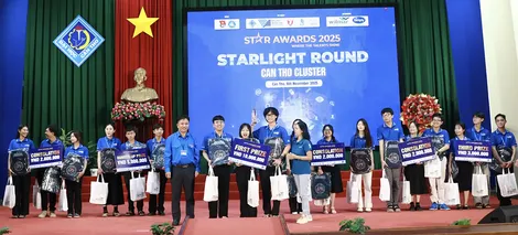 Khởi động cuộc thi tiếng Anh trong sinh viên “Star Awards” năm 2026