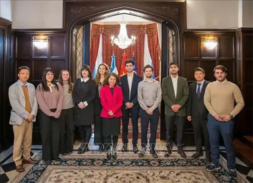 Chuyên gia trẻ Argentina quan tâm chính sách đối ngoại và hội nhập của Việt Nam