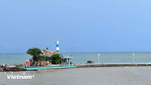 Dinh Cậu - điểm ngắm hoàng hôn tuyệt đẹp ở Đảo ngọc Phú Quốc