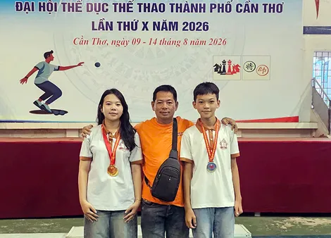 Bên cạnh những bàn cờ