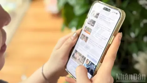 Mạnh tay để mạng xã hội không còn "ô nhiễm"