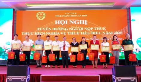 TP Cần Thơ tuyên dương 249 người nộp thuế tiêu biểu năm 2025