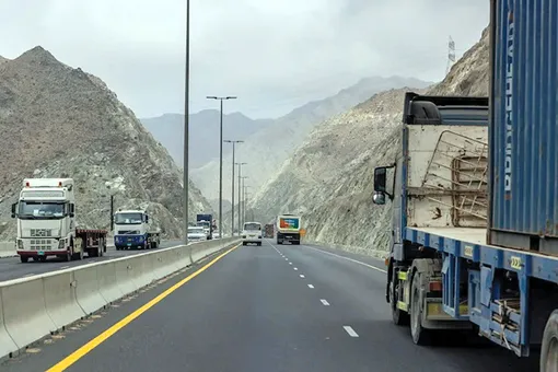 Vùng Vịnh tìm đường  tránh Hormuz