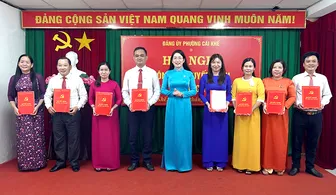 Thành lập 9 chi bộ trực thuộc Đảng ủy phường Cái Khế