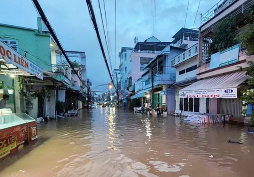 Triều cường đầu tháng 8 âm lịch sẽ đạt báo động III trong những ngày tới