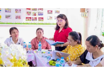 Phát huy vai trò phụ nữ trong giám sát, phản biện xã hội