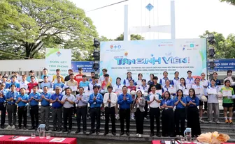 Hơn 6.000 sinh viên Đại học Cần Thơ tham gia Ngày hội tân sinh viên