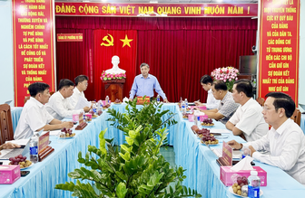 ផ្តុំ​កម្លាំង​អនុ​វត្ត​ភារ​កិច្ច ខិត​ខំ​កំ​ណើន​តួ​លេខ ២ ខ្ទង់​