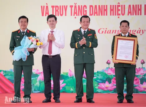 10/9/1945 là Ngày truyền thống của Lực lượng vũ trang tỉnh An Giang