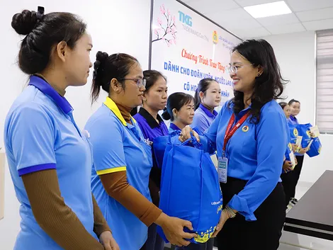 Chú trọng bảo vệ quyền và lợi ích hợp pháp, chính đáng cho lao động nữ