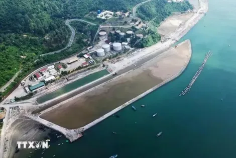 Bài 3: Định hướng chiến lược đưa kinh tế biển bứt phá