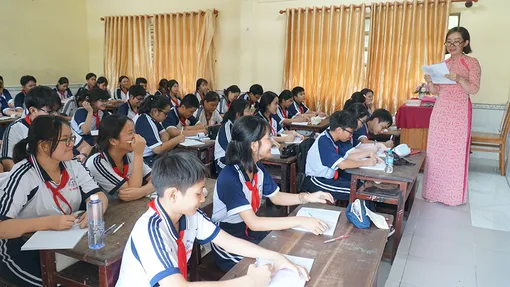 Ổn định tổ chức, nâng cao chất lượng dạy và học
