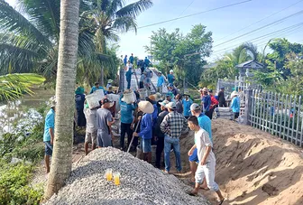 Đoàn kết xây dựng quê hương Đông Thuận đổi mới