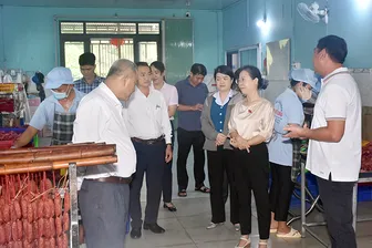 Cần tháo gỡ khó khăn về thủ tục pháp lý cho các chủ thể kinh doanh