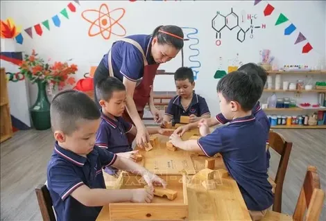 Trẻ mầm non 5-6 tuổi được miễn, giảm, hỗ trợ học phí phổ cập giáo dục