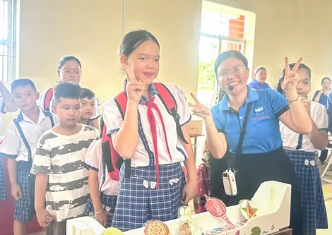 Nhiều hoạt động bổ ích cho thiếu nhi vui Tết Trung thu