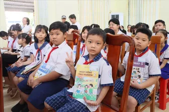 Thiếu sách giáo khoa: Sai quy trình trong quản lý tại các địa phương