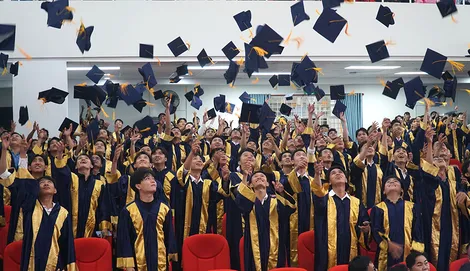 Trường Cao đẳng Nghề Cần Thơ trao bằng tốt nghiệp cho 569 học sinh, sinh viên
