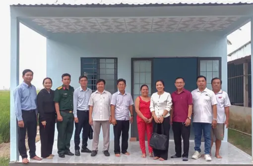 Kiểm tra tiến độ hỗ trợ xây dựng, sửa chữa nhà ở cho con đẻ của người hoạt động kháng chiến nhiễm chất độc hóa học tại xã Thạnh Thới An