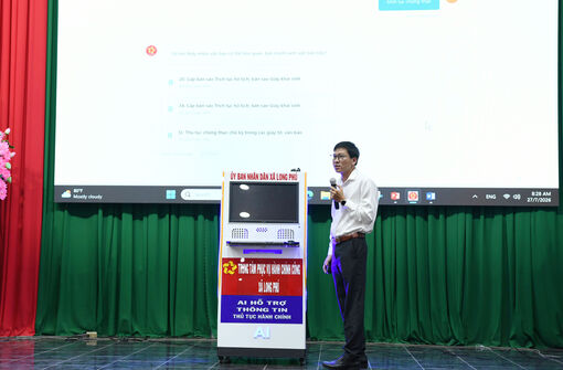ឃុំ​ឡុង​ភូ​ប្រើ​ប្រាស់​ AI ជំនួយ​ប្រ​ជា​ជន​ស្វែង​រក​បែប​បទ​រដ្ឋ​បាល​