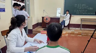 Triển khai kiểm tra sức khỏe đầu năm học cho học sinh, giáo viên