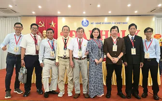 Đoàn nghệ sĩ nhiếp ảnh TP Cần Thơ dự Đại hội đại biểu toàn quốc Hội Nghệ sĩ nhiếp ảnh Việt Nam lần thứ X