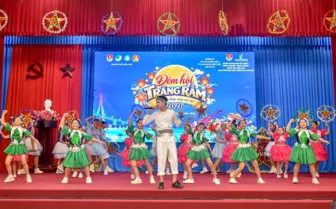 "Lồng đèn thắp sáng ước mơ" cho thiếu nhi xã Mỹ Tú