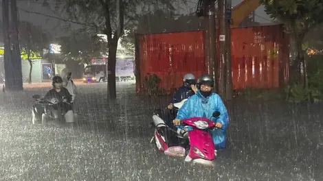 Nam bộ đối diện với mưa lớn kéo dài đến ngày 24-9