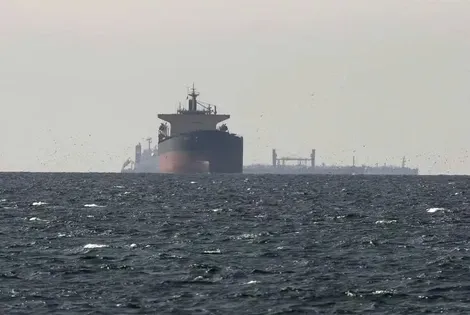 Iran tuyên bố tấn công tàu chở dầu tại eo biển Hormuz