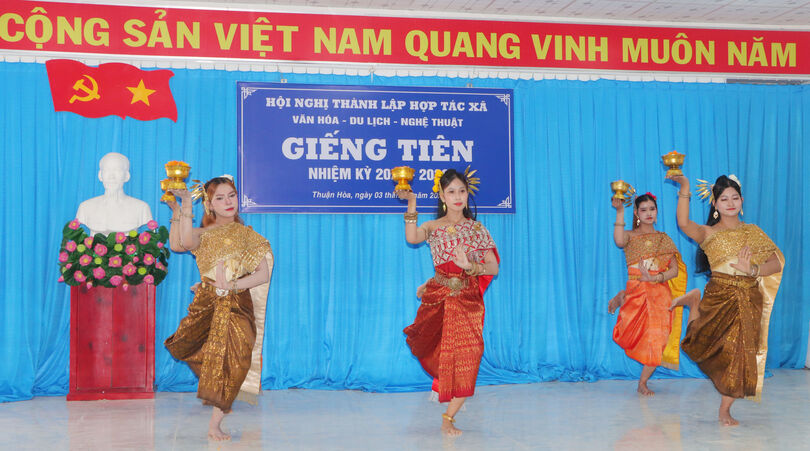ធ្វឹង​ហ្វា​ ជំ​រុញ​សក្តា​នុភាព​ទេស​ចរណ៍​ភ្ជាប់​ជា​មួយ​វប្ប​ធម៌​ខ្មែរ​