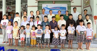 Chung một tấm lòng