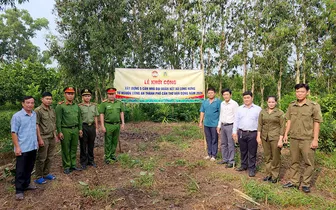 Khởi công xây dựng 5 căn nhà Đại đoàn kết tặng hộ khó khăn
