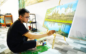 ដំ​ណើរ​ផ្សារ​ភ្ជាប់​នឹង​សិល្បៈ​គូរ​គំនូរ​របស់​យុវ​ជន​ខ្មែរ​