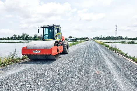Đẩy nhanh tiến độ các công trình giao thông