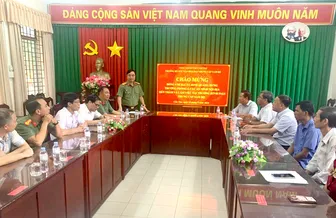 Đoàn công tác Cục An ninh Nội địa làm việc tại Trường Bổ túc văn hóa Pali Trung cấp Nam Bộ