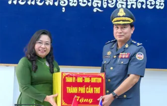 Thắt chặt tình đoàn kết, hữu nghị giữa TP Cần Thơ và Sở Chỉ huy Hiến binh tỉnh Kampong Thom