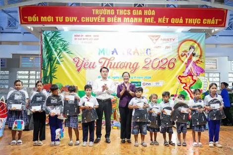 Xã Gia Hòa tổ chức vui Tết Trung thu cho hơn 700 thiếu nhi có hoàn cảnh khó khăn