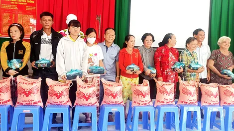 Chung tay hỗ trợ cộng đồng, xây dựng văn hóa, văn minh đô thị