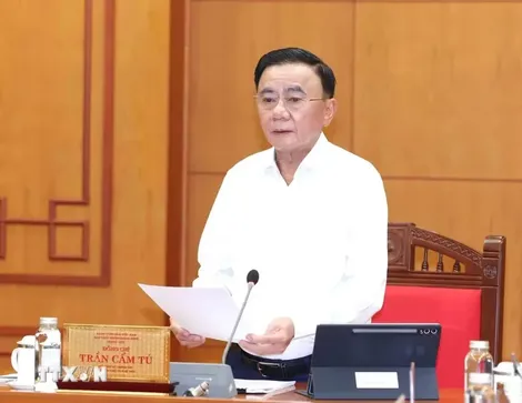 Thường trực Ban Bí thư Trần Cẩm Tú: Bảo đảm tiến độ, chất lượng Đề cương tổng kết 40 năm thực hiện Cương lĩnh xây dựng đất nước trong thời kỳ quá độ lên chủ nghĩa xã hội